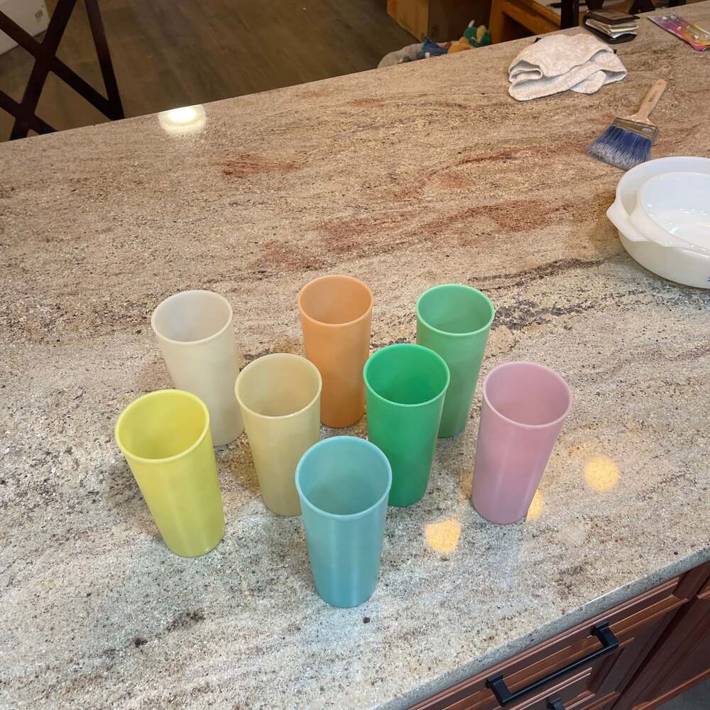 Set of 8 Vintage Tupperware Pastel Tumblers 16oz‎ Cups - Picture 2 of 8